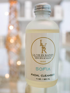 La Vie Exfoliating Cleanser